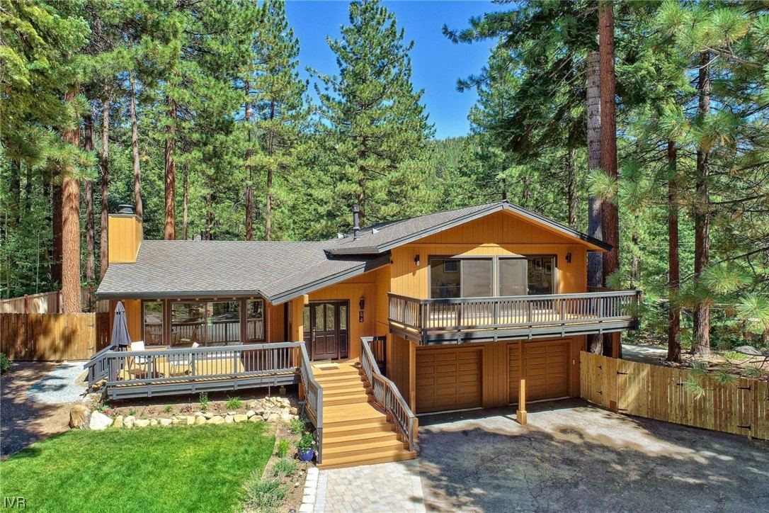 674 14th Green Drive