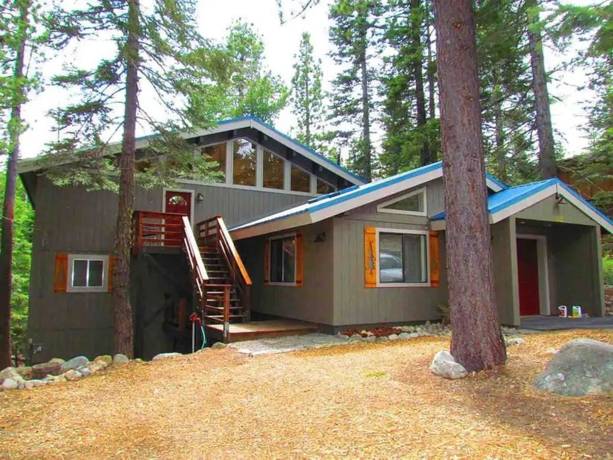 525 Grouse Drive